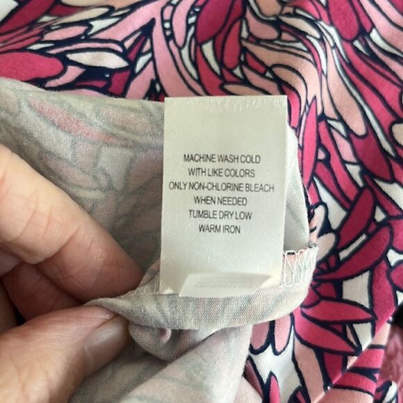 Appleseeds Shades of Pink & White Floral Cotton Spandex Top NWOT - Picture 7 of 7